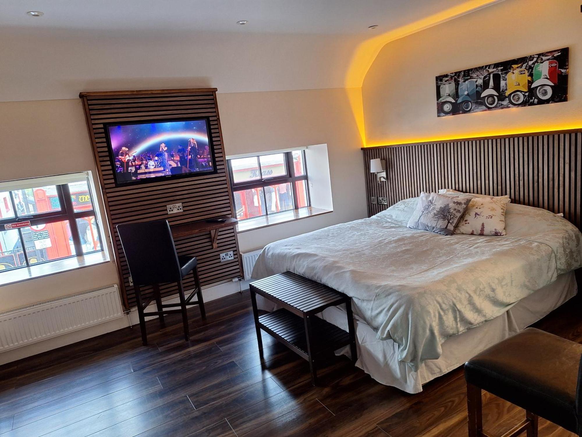 Carrick on Shannon Ridge-Rock Accommodation מראה חיצוני תמונה